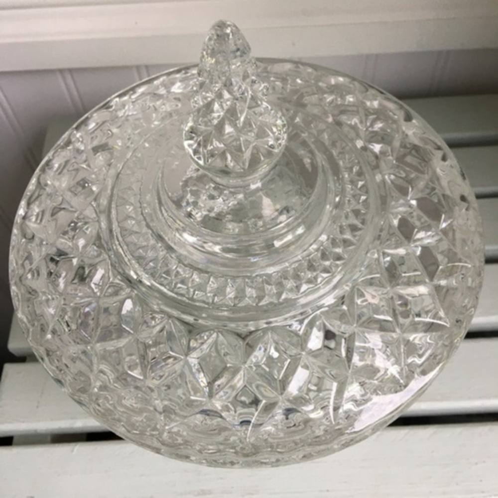 Vintage Anchor Hocking Wexford Covered Candy Dish - Picture 5 of 9
